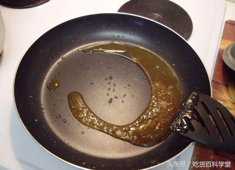 炒糖色一开始就错,炒糖色用黄名堂还是白名堂