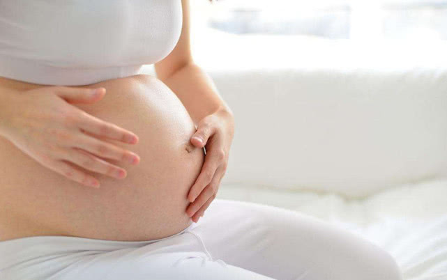 孕妈妈如何避免脐带绕颈等危害,孕期怎么避免胎儿脐带绕颈