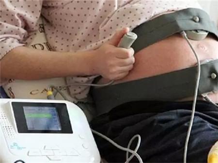 孕妇被赶出家门后生产,6个月孕妇被赶出家门