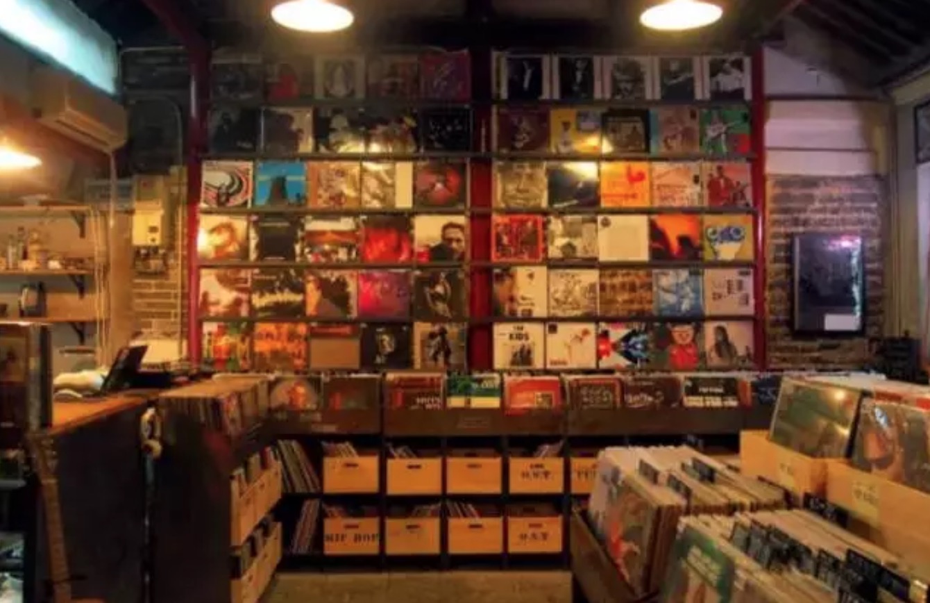 上海那些悄悄复苏的黑胶店们，重启数字音乐的时代