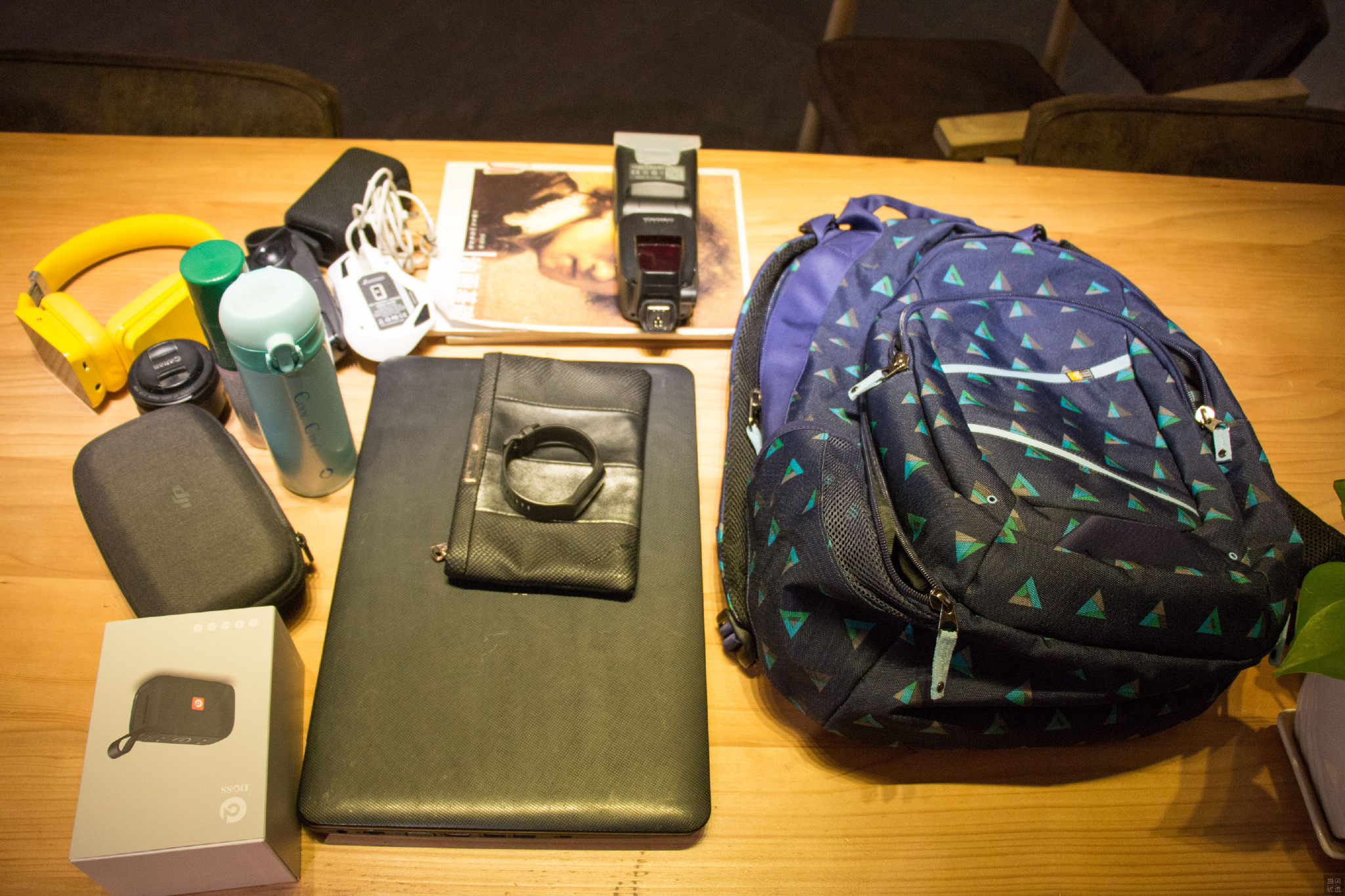 英伦风双肩包大容量测评,慵懒感双肩包背包测评