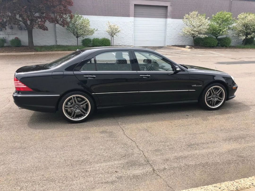 奔驰s65多少钱二手,s65奔驰v12价格