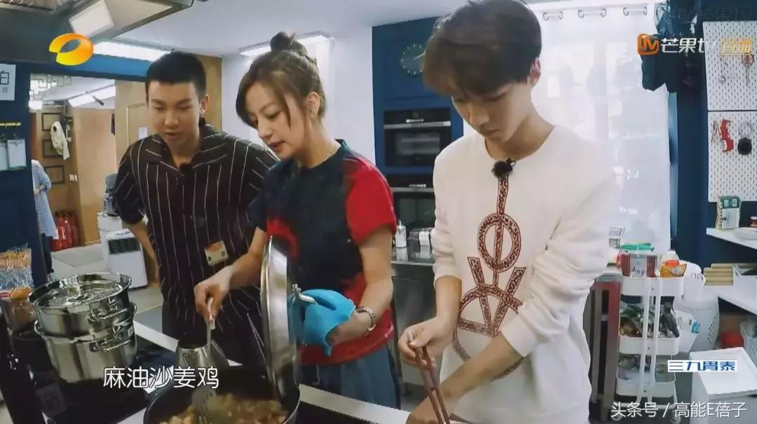 赵薇走路视频,赵薇多情种