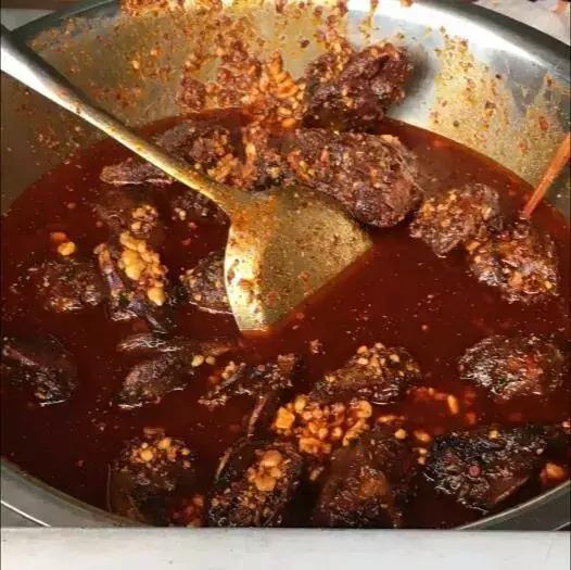 一天卖几千只的兔子,一天卖出1000只鸡