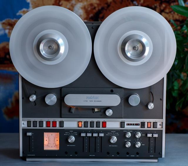 音响买2.1还是5.1以上的好呢,音响整套好还是单独买好