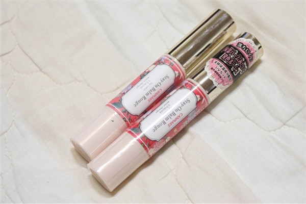 适合学生党不明显提气色的口红 (黄黑皮深唇色不拔干平价口红推荐)