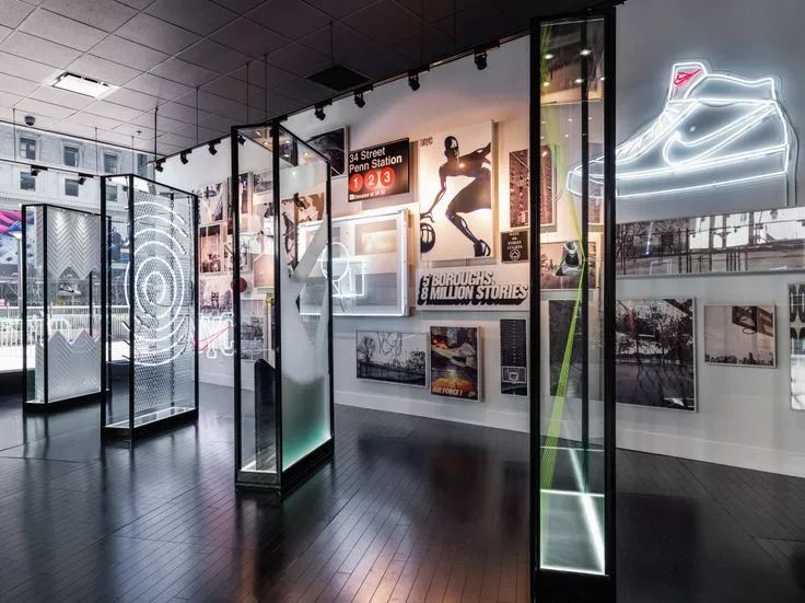 Coach母公司全年收入超预期，股价大涨12%；土耳其的奢侈品牌统一涨价至少20%；NewBalance剑指70亿美元俱乐部