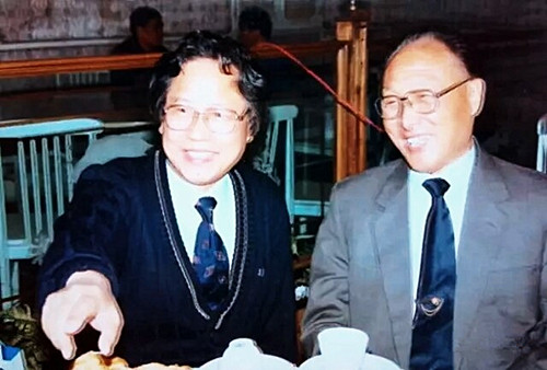 电影往事张艺谋,铁道游击队电影小坡扮演者冯笑