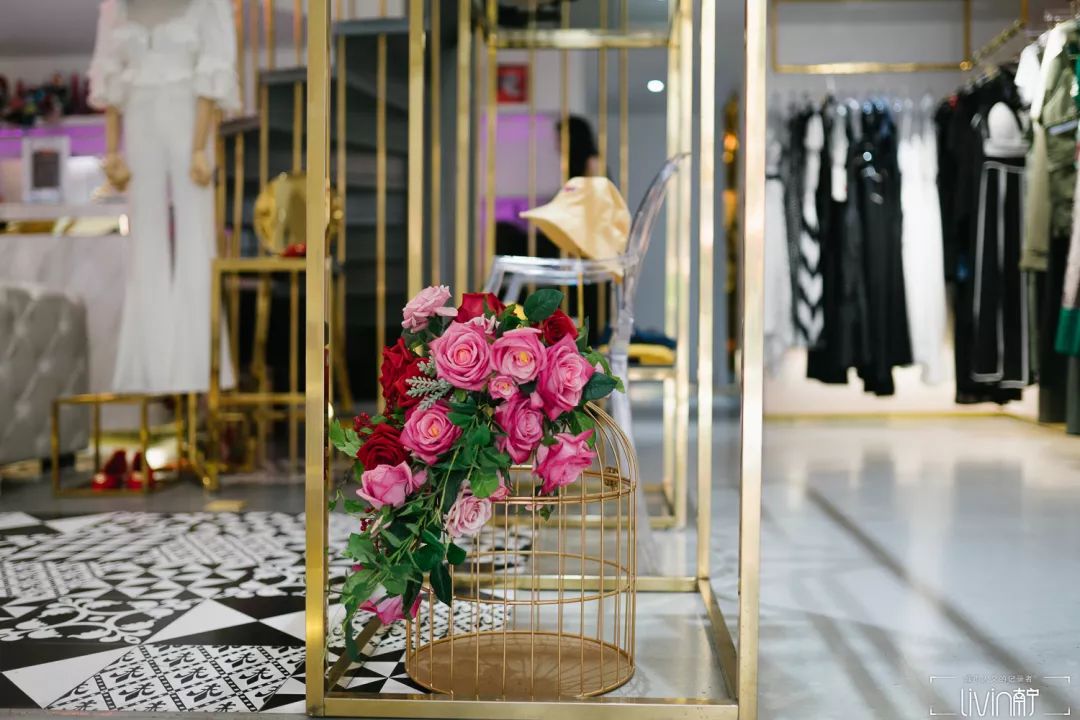 桂电出来的企业家,桂电卖衣服