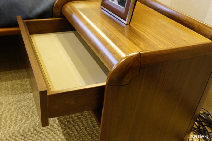 买到实木家具贴皮会赔偿吗,如何辨别实木家具和贴皮家具