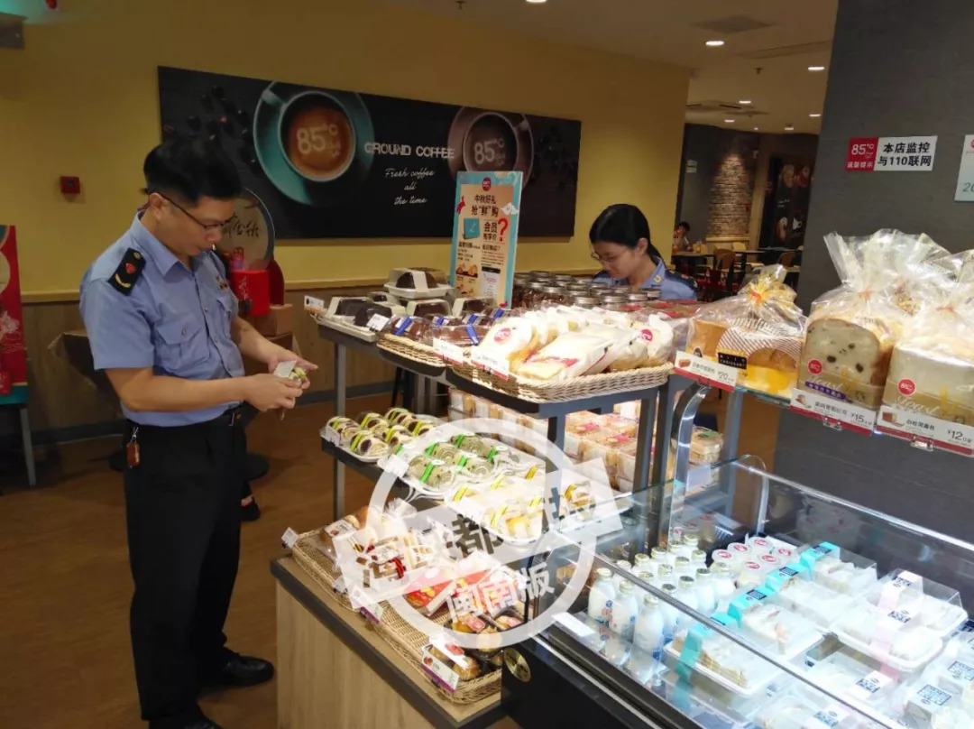 泉州又一家85°C被查，消毒灯、洗手池形同虚设！多家外卖平台已下架