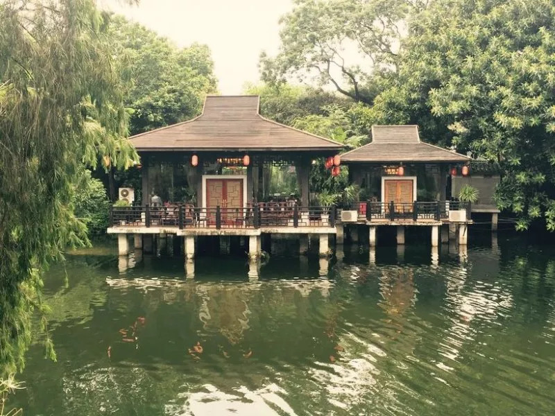 tiffany晚餐,送不起礼物就别送