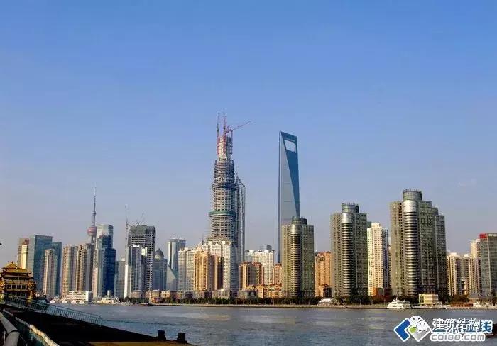 上海中心大厦127层怎么有632米,上海中心大厦632米127层内部