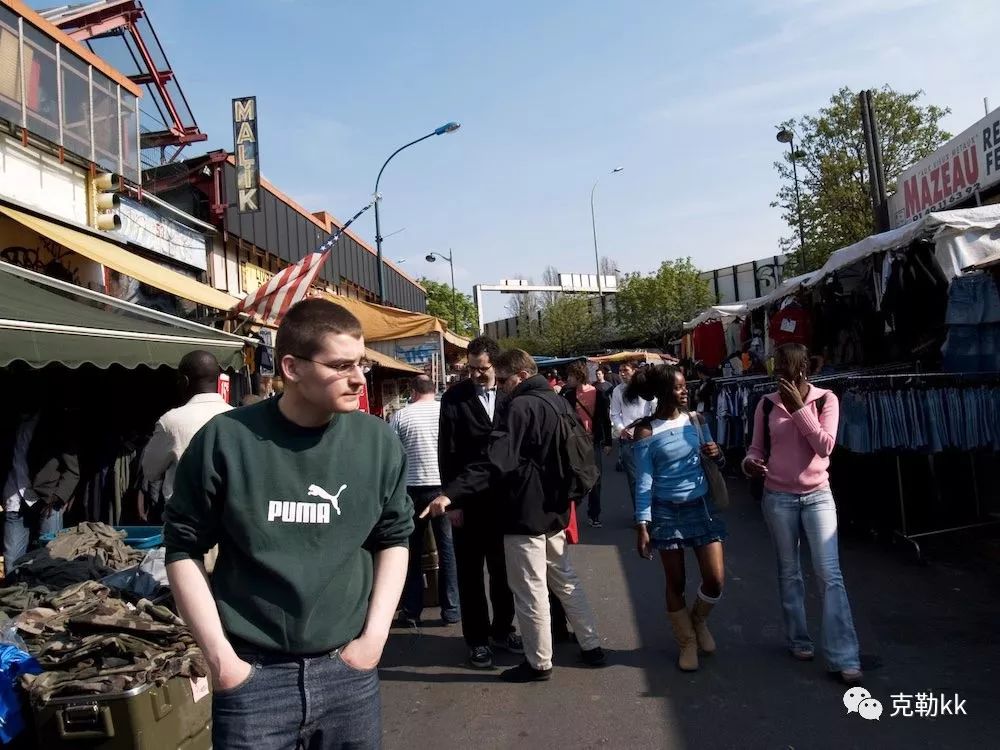 有些东西还是值得回忆的,总想扔旧东西买新东西