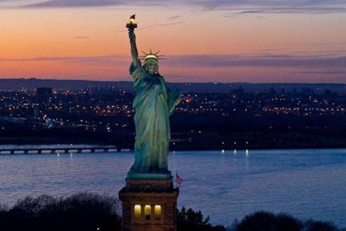 海外房产国内税费怎么算,购买海外房产需要的条件和费用