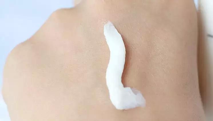 洗面奶没选好会起痘痘吗,洗面奶没洗干净伤到皮肤