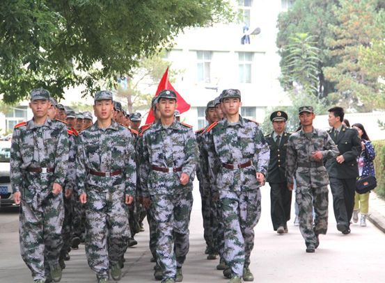 俄罗斯2013年163名军人,各国军人月薪排名