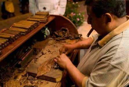 新手第一次怎么抽雪茄,雪茄新手入门怎么选择