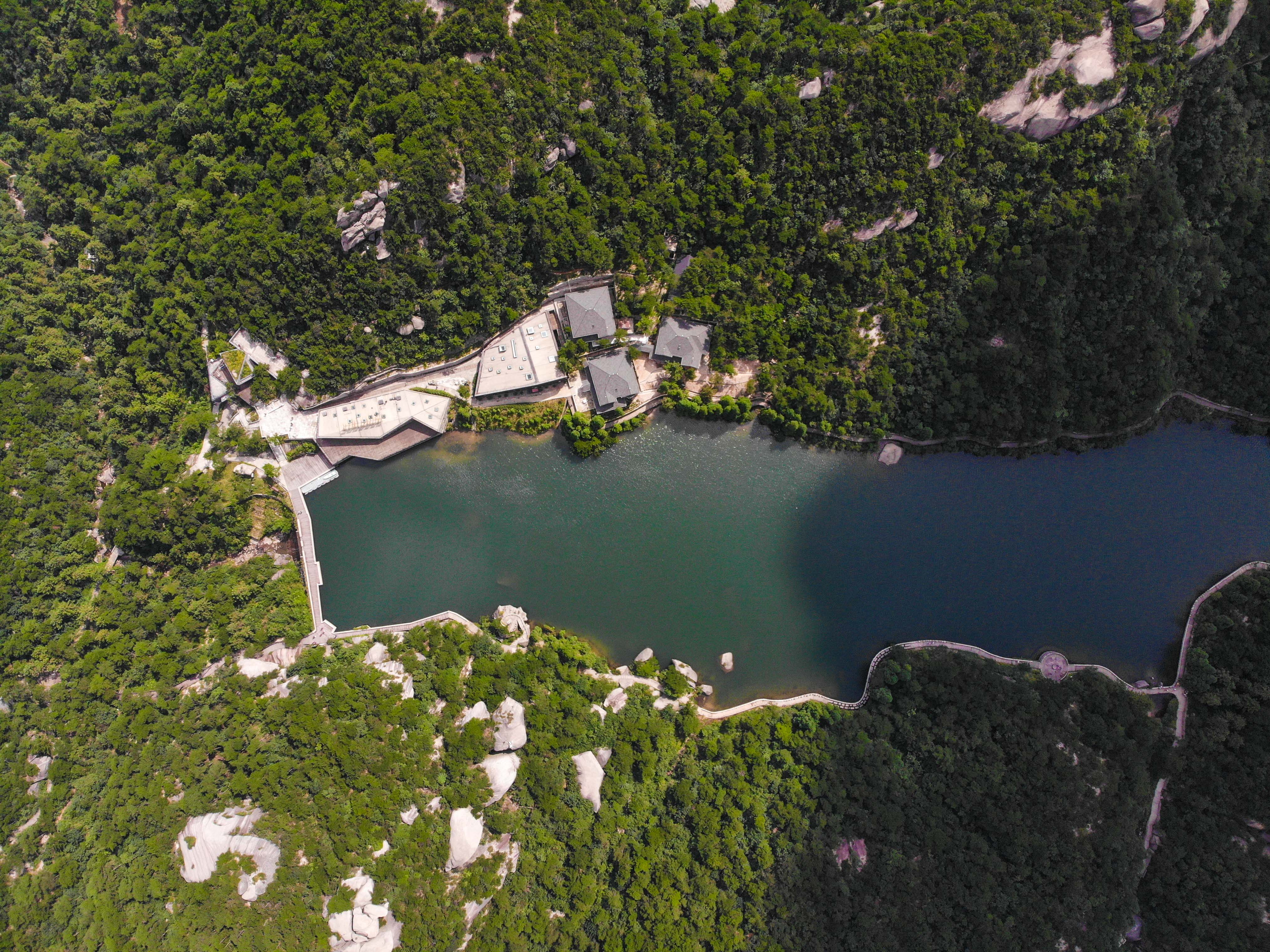 皖南小众景点十一人多吗,皖南天池