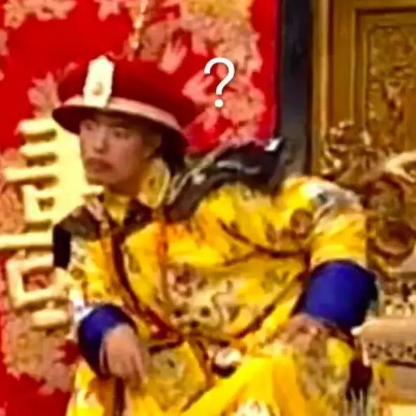 14.9元menow美诺持久控油遮瑕粉饼,bobbibrown遮瑕控油隐形毛孔粉饼