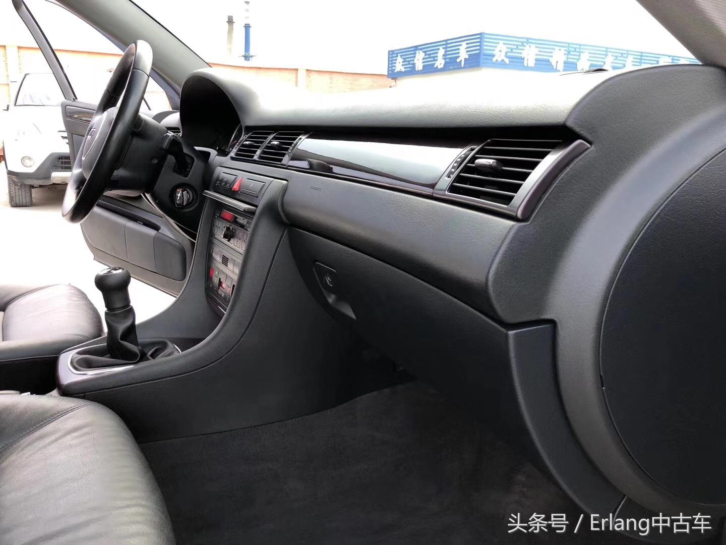 新老款奥迪a6c5,他风华绝代