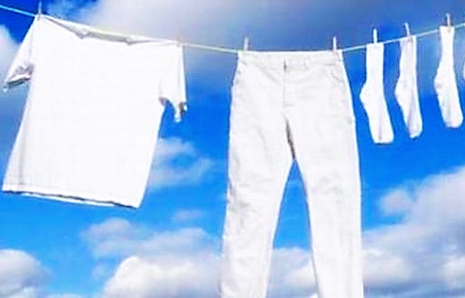 衣服染上颜色了用什么可以洗掉,衣服染上颜色怎么办才能洗掉