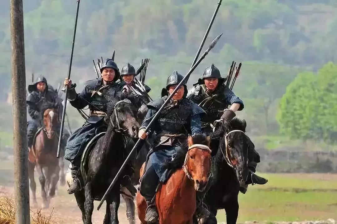 古代四五米的长矛咋实战？用好腰力和甩屁股是关键