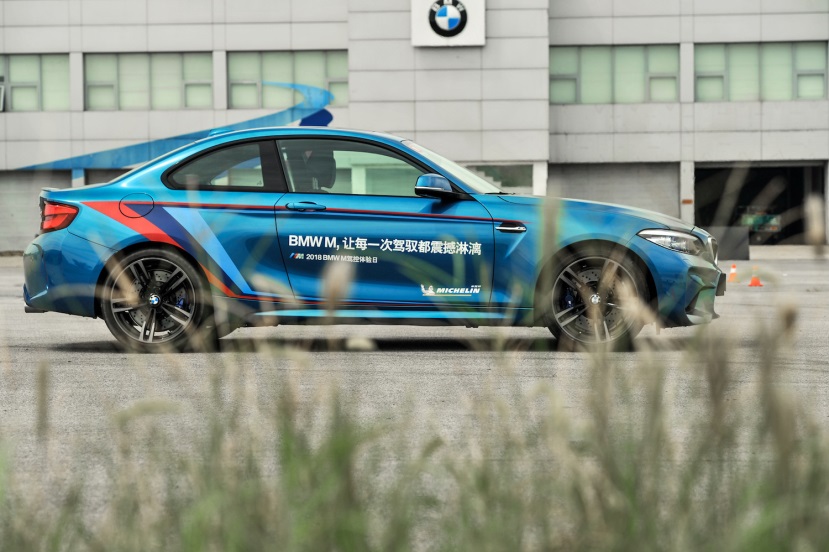 宝马m的漂移,宝马m系漂移教程