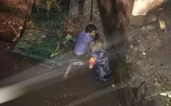 一念之差！他收到了大学录取通知书，还有法院判决书