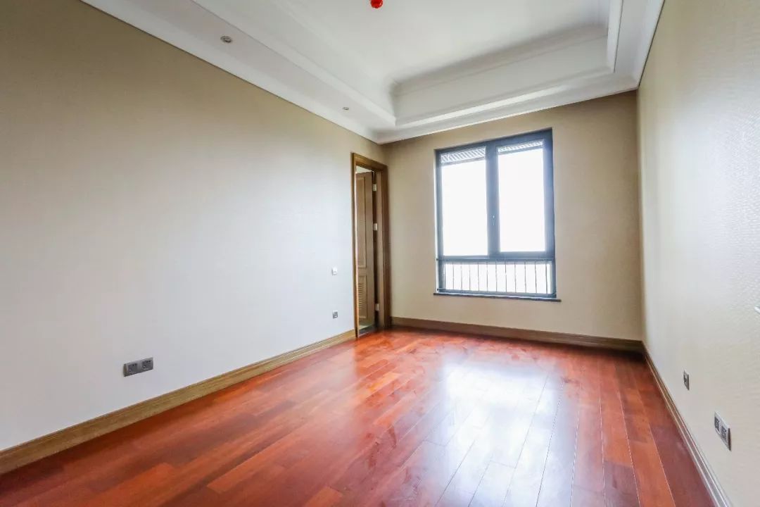 仁恒江湾天成380㎡，河西最顶级大平层！客厅开间层高逆天……