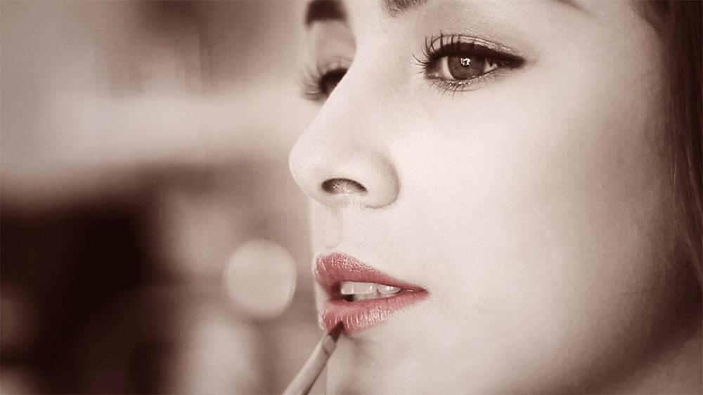 身为女人一定要自尊自爱安分守己,作为女人请你一定要自爱