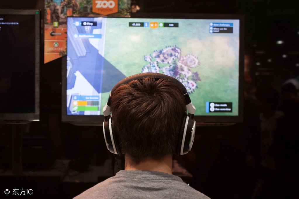 男人随便可以打老婆吗,男人可以打女人吗