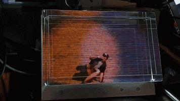 向往中的3D显示屏，可放置桌面，相框大小，随时展示全息图像