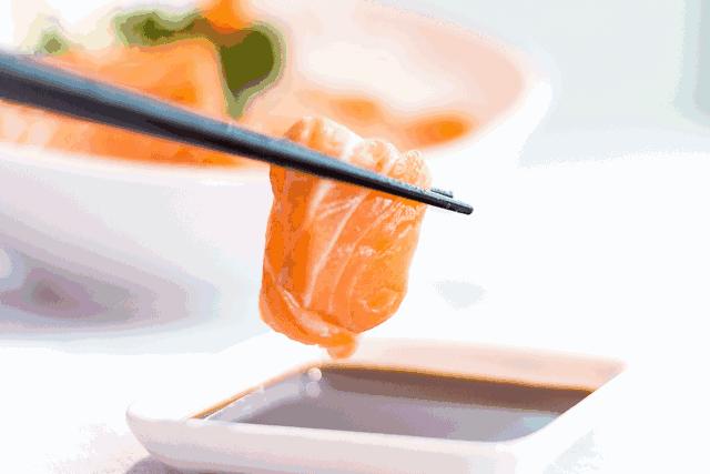 能够吃出牛肉の寿司，日料控必扫啊！鱼旨集美店更多新品享超值！