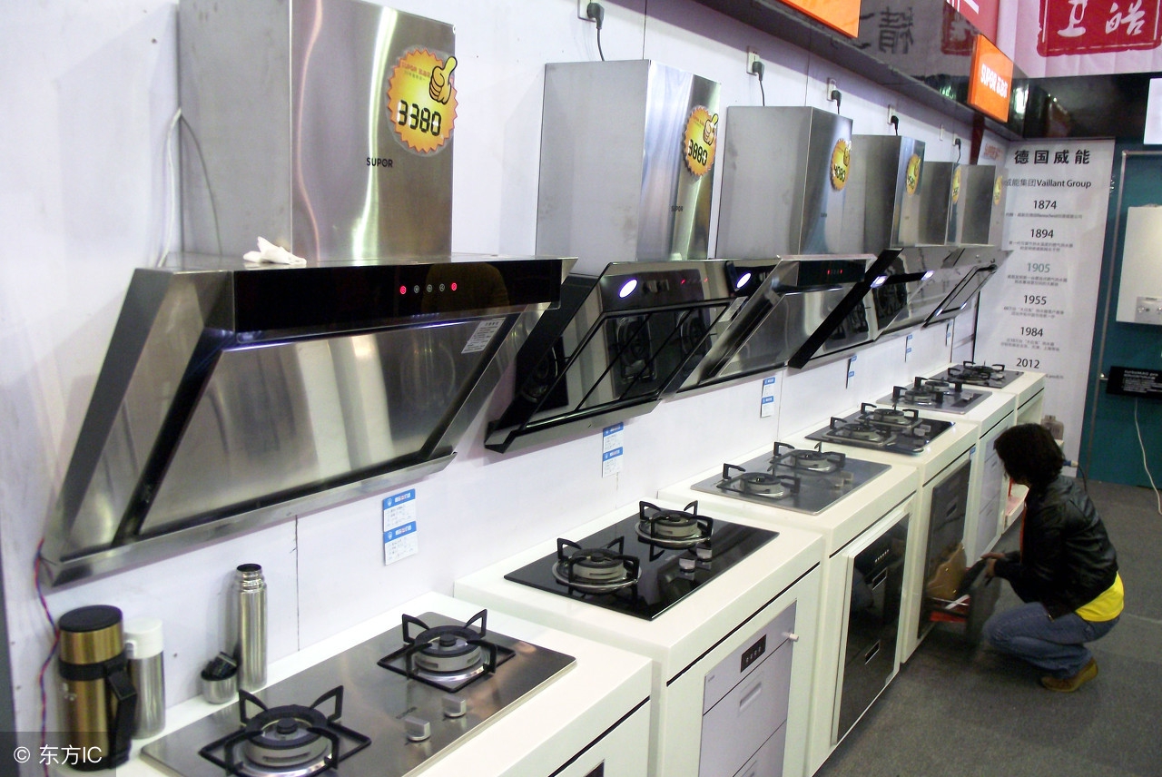 三年不用洗油烟机,矿泉水瓶清洗油烟机