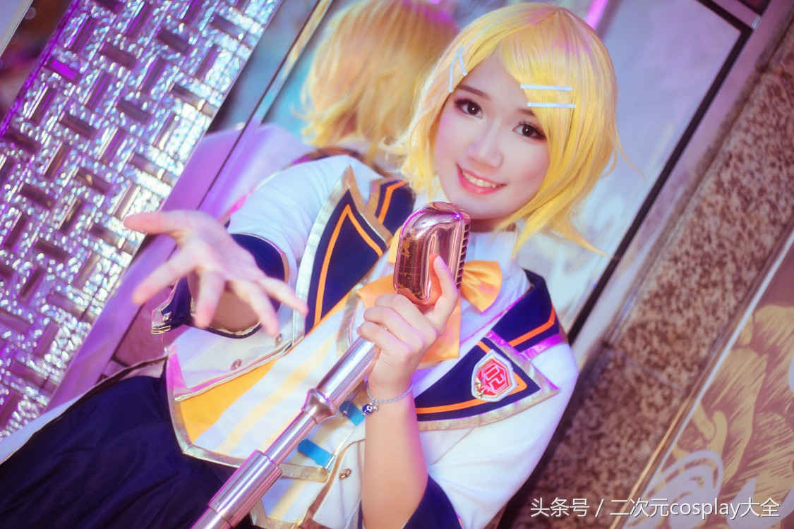 镜音莲和镜音铃cp,镜音铃双子游戏coser
