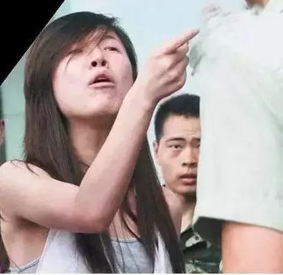 我的4个战友，3双眼睛1条腿！军人不怕牺牲怕遗忘