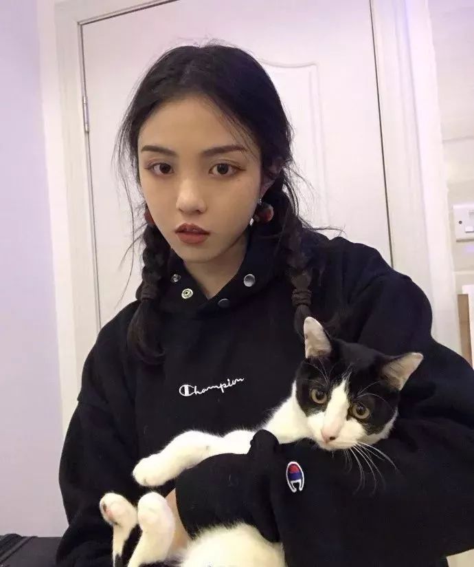 今年流行的高马尾辫发型,马尾辫最新款发型