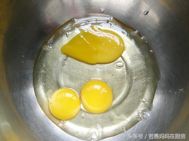 家庭版小蛋糕怎么做松软香甜,香喷喷的蛋糕