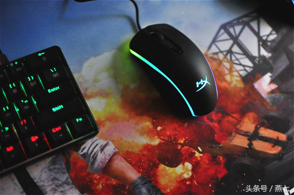 绝地求生虎符鼠标垫测评,金士顿hyperxfurys鼠标垫评测