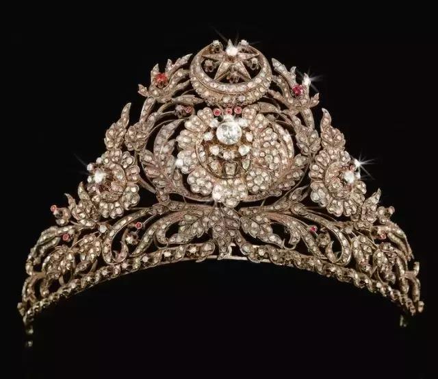 奢华皇室王冠,奢侈豪华的皇宫