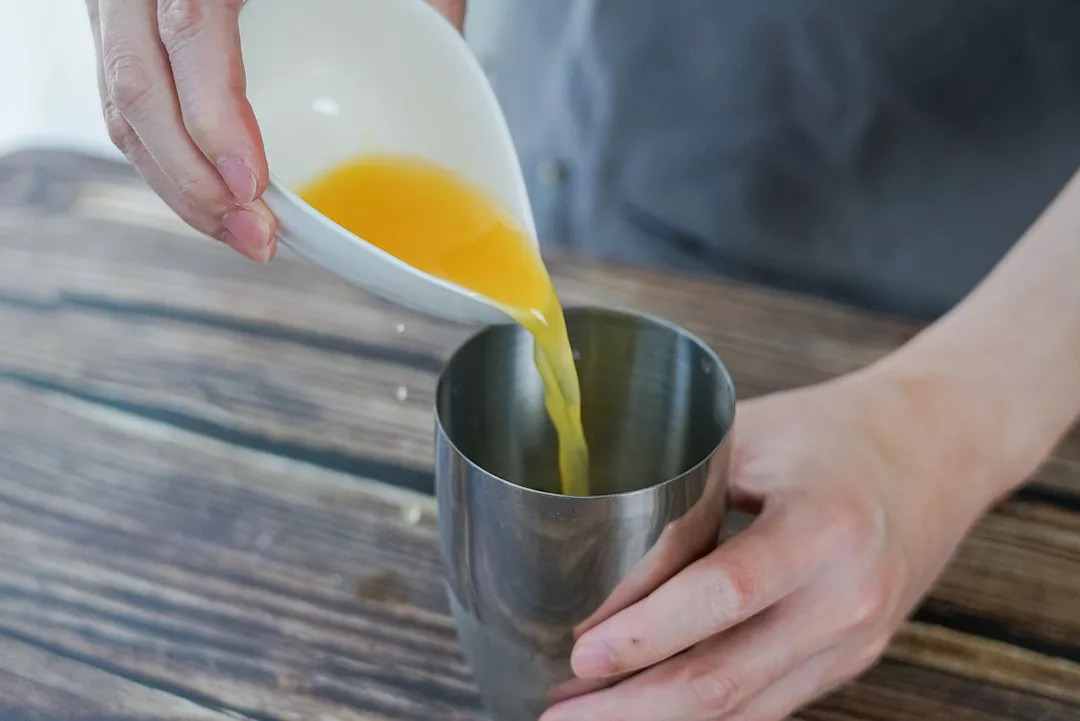 工作累了喝一杯,工作太累那就喝点小酒