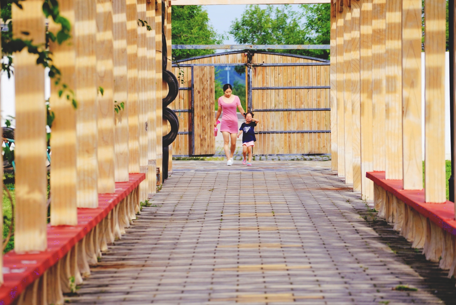 大森林里的小木屋秋雨后美成让人窒息云海小木屋离北京120公里