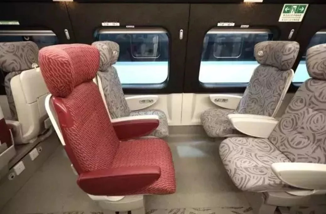 上饶到香港西九龙高铁,上饶到香港九龙的高铁票