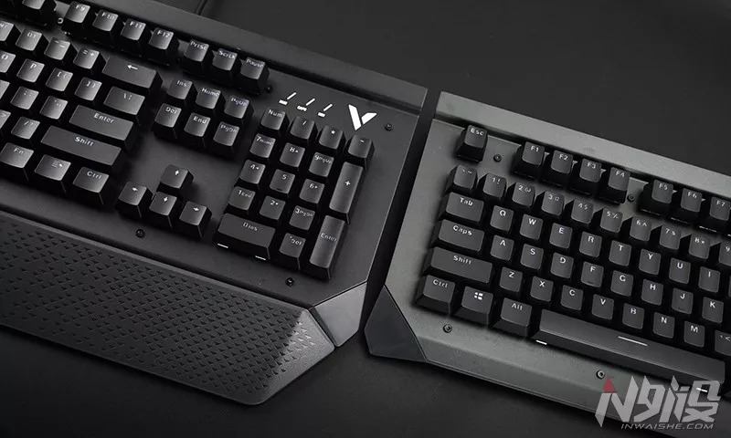 雷柏v750键盘驱动,雷柏v750机械键盘是插拔轴的吗