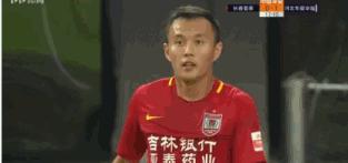 国足踢自家球门被骂,国足近些年来被骂得很惨的球员