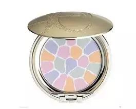 央视评毒虫仿妆,山寨国际大牌化妆品