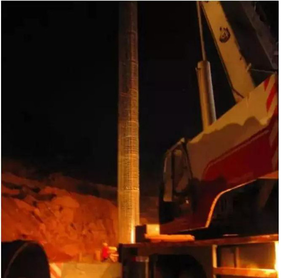 旋挖钻机施工讲解,旋挖钻机水上施工视频