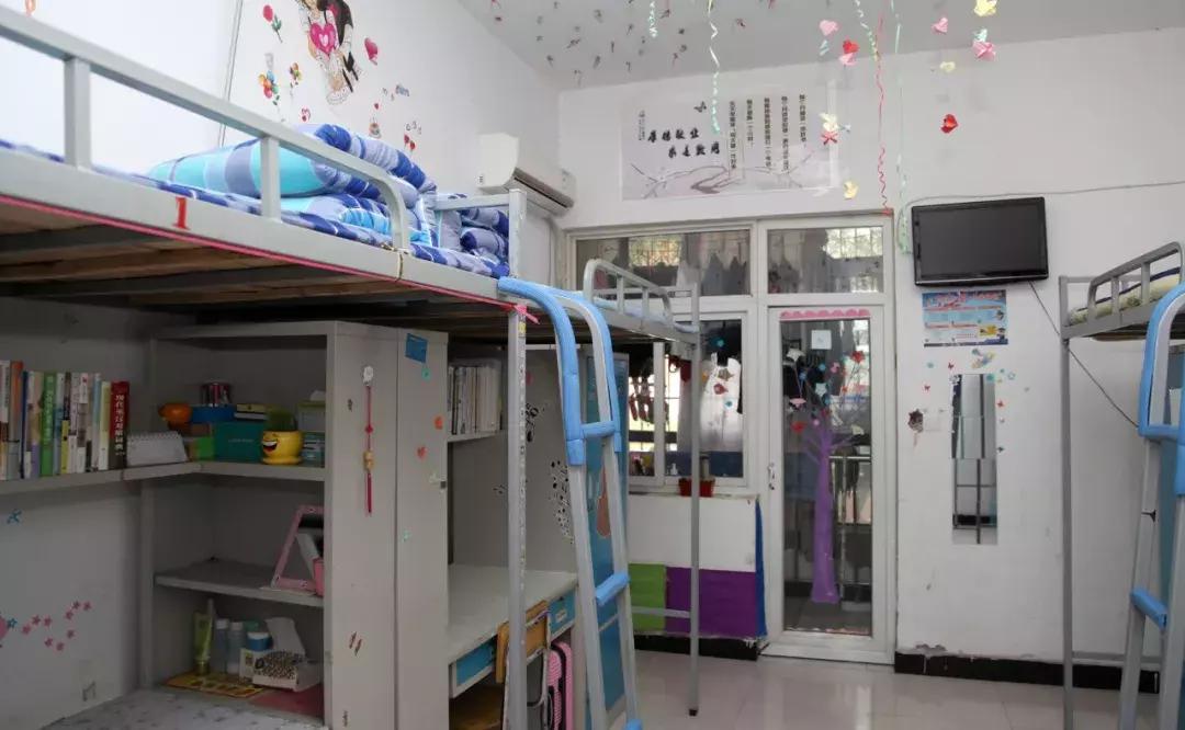 准大学生寝室必备清单,准大学生的学校