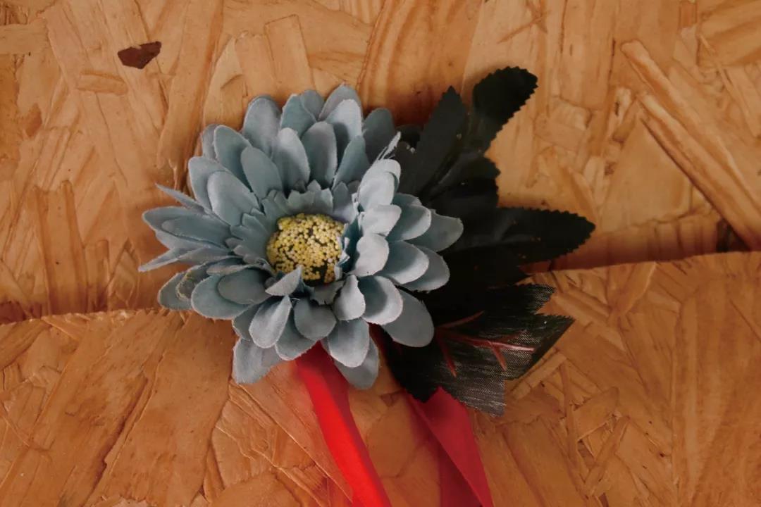 这位半个多世纪前的独立女画家，竟是一个时代的时尚偶像